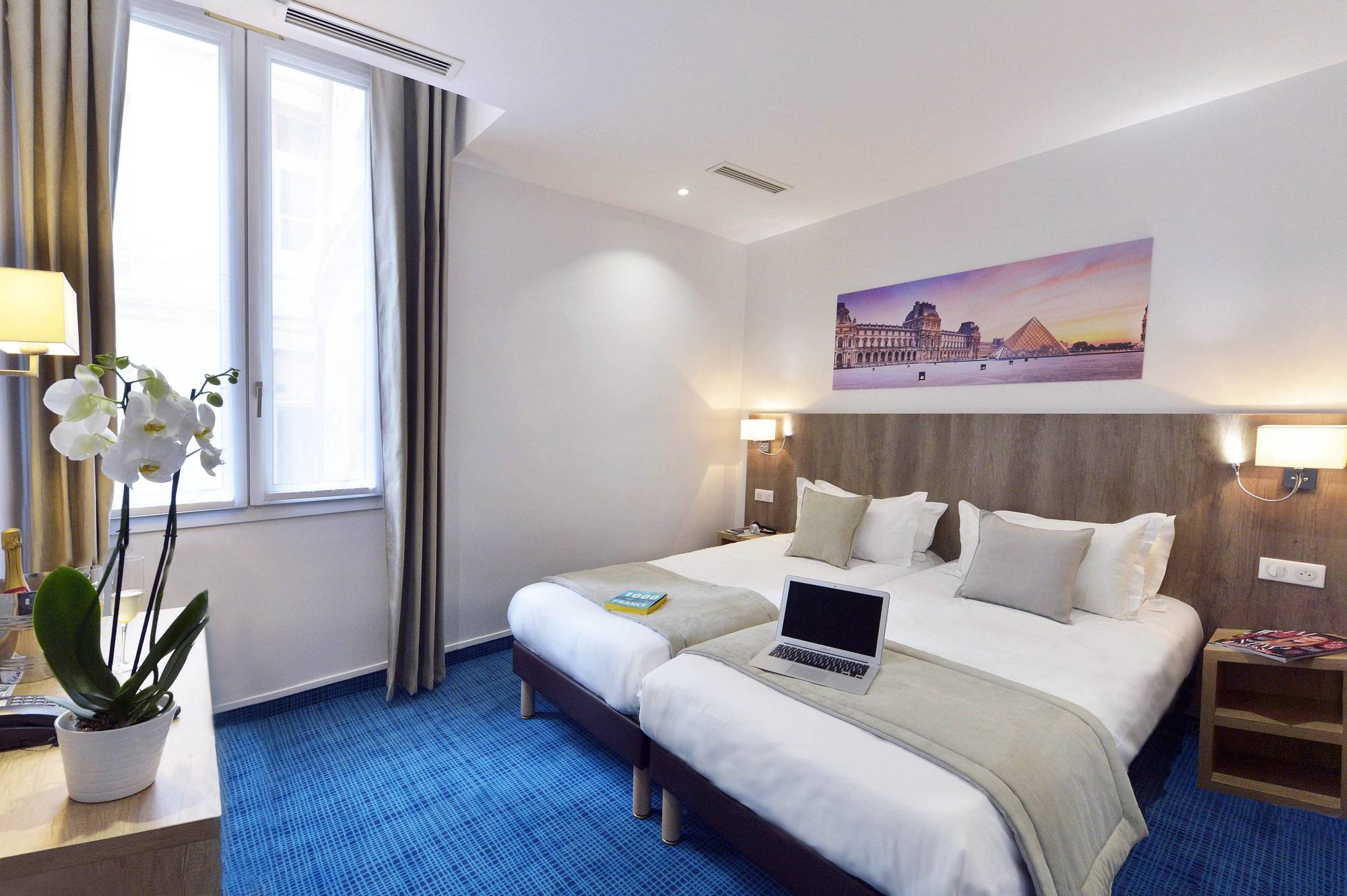Hotel Eugenie Париж Екстериор снимка