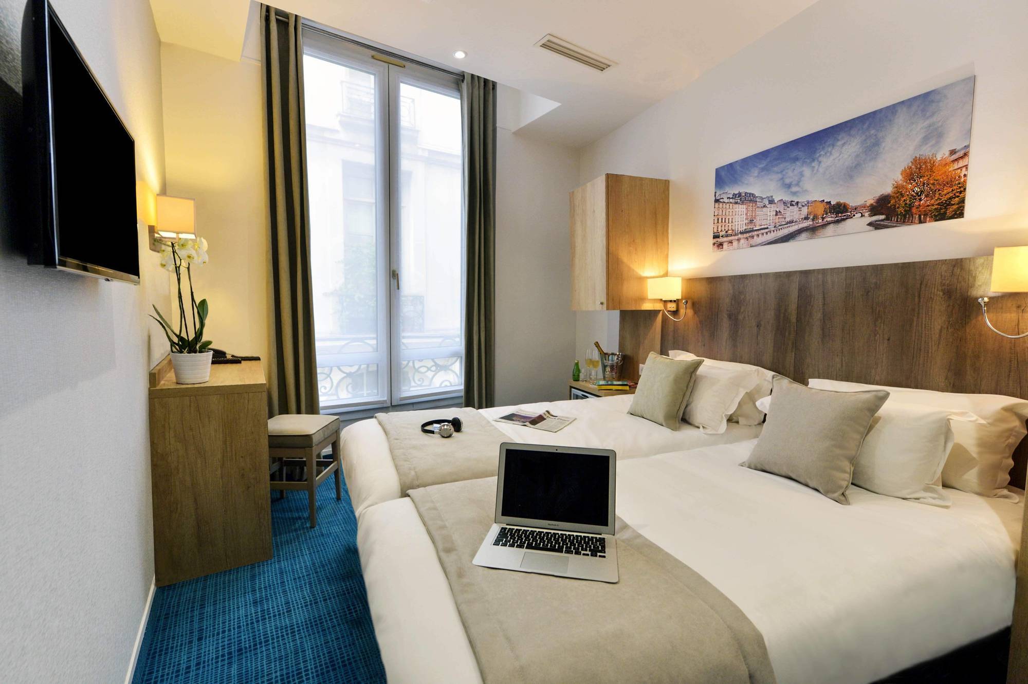 Hotel Eugenie Париж Екстериор снимка
